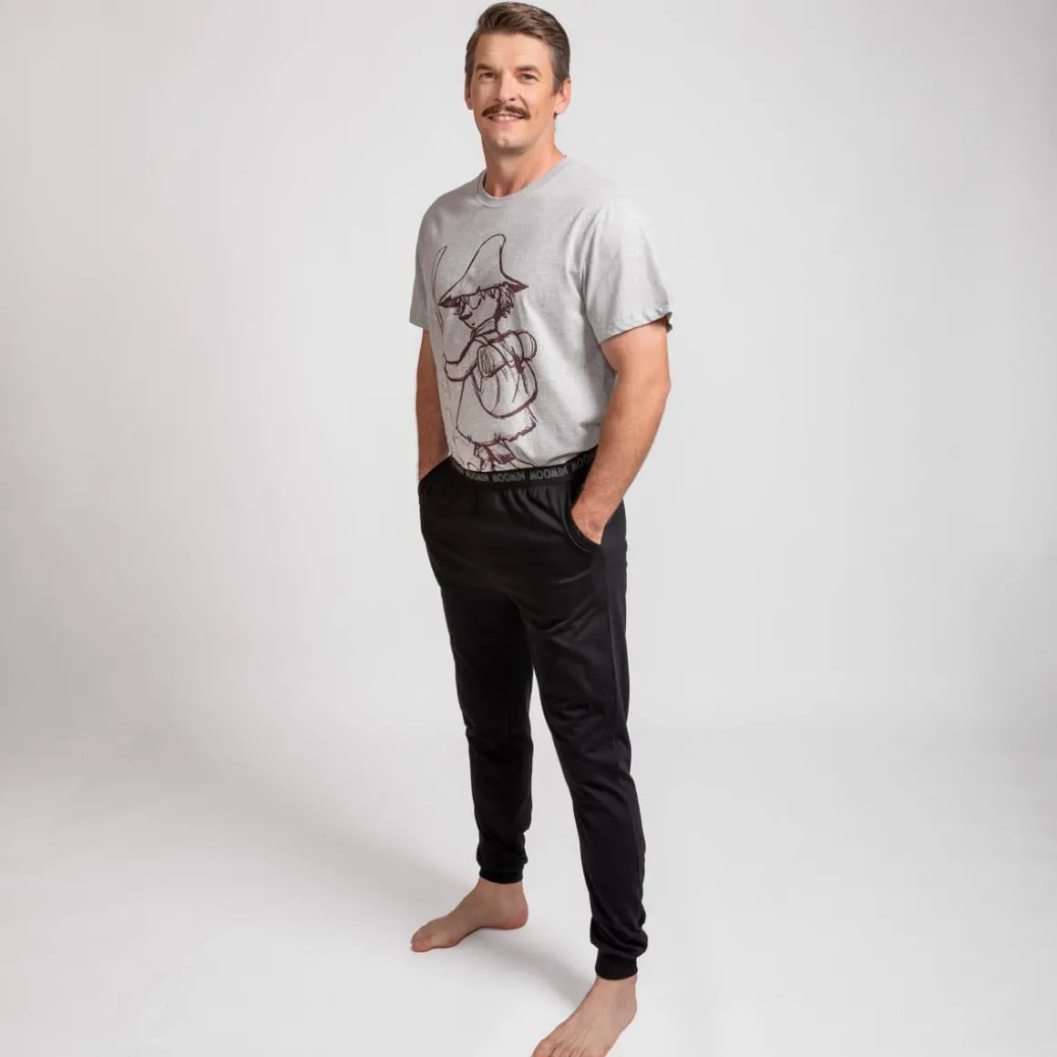 Haisuli-Pyjamahousut Musta